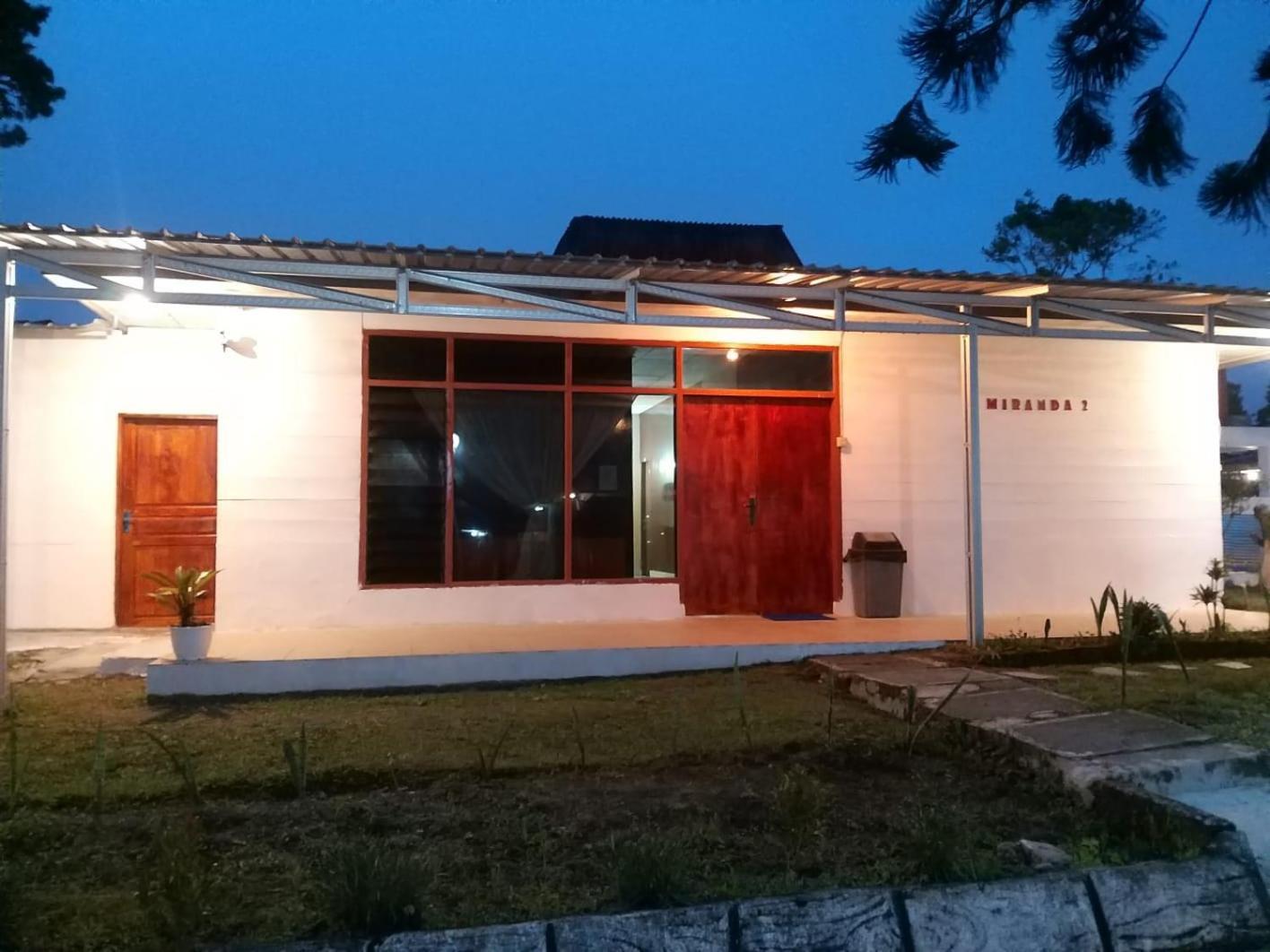 Kaliaga Bungalow Берастаги Екстериор снимка